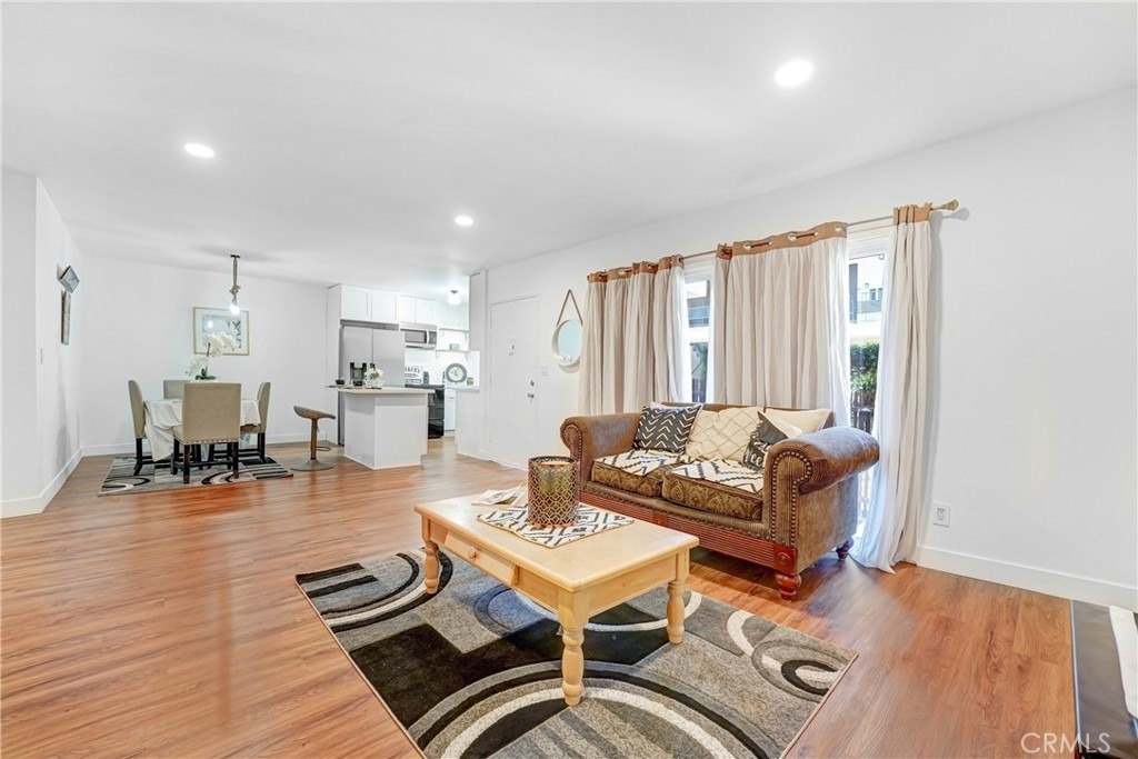 5232 Corteen Place - Photo 5