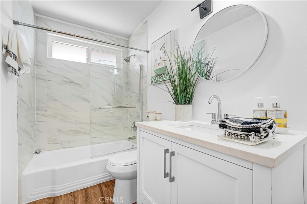 5232 Corteen Place - Photo 11