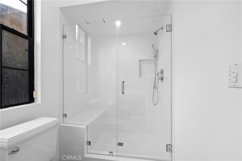 10668 Eastborne Avenue - Photo 8