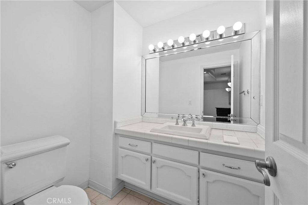 10668 Eastborne Avenue - Photo 29