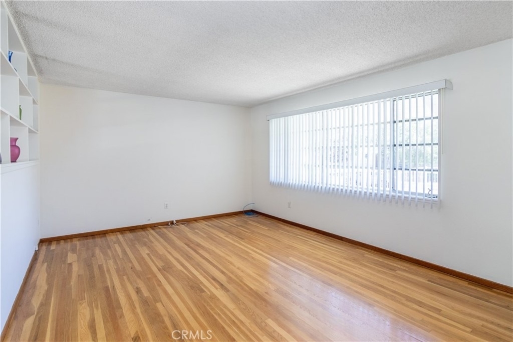 11543 Swinton - Photo 6