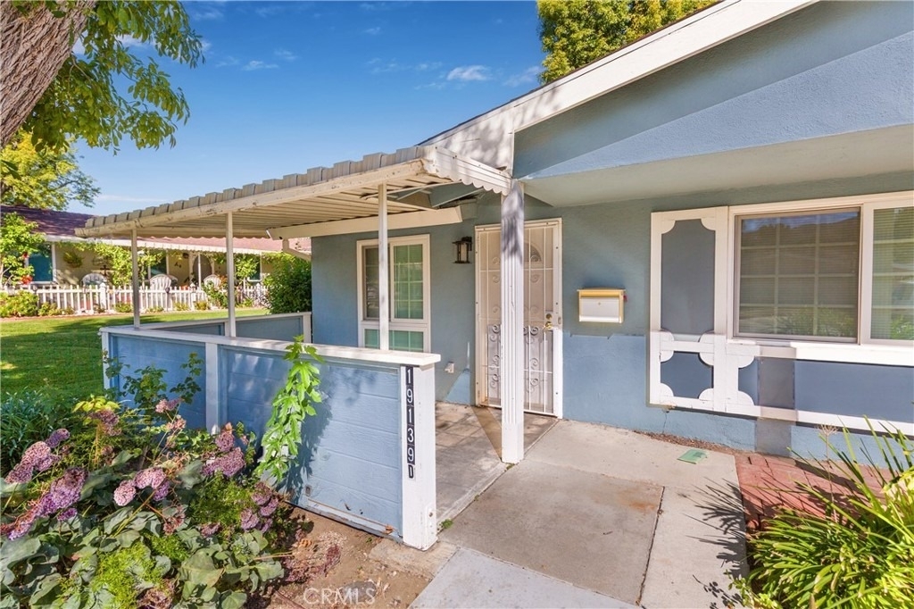19139 Avenue Of The Oaks - Photo 1