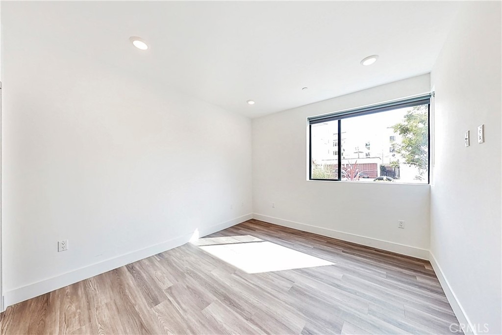 1482 S Sherbourne Drive - Photo 24