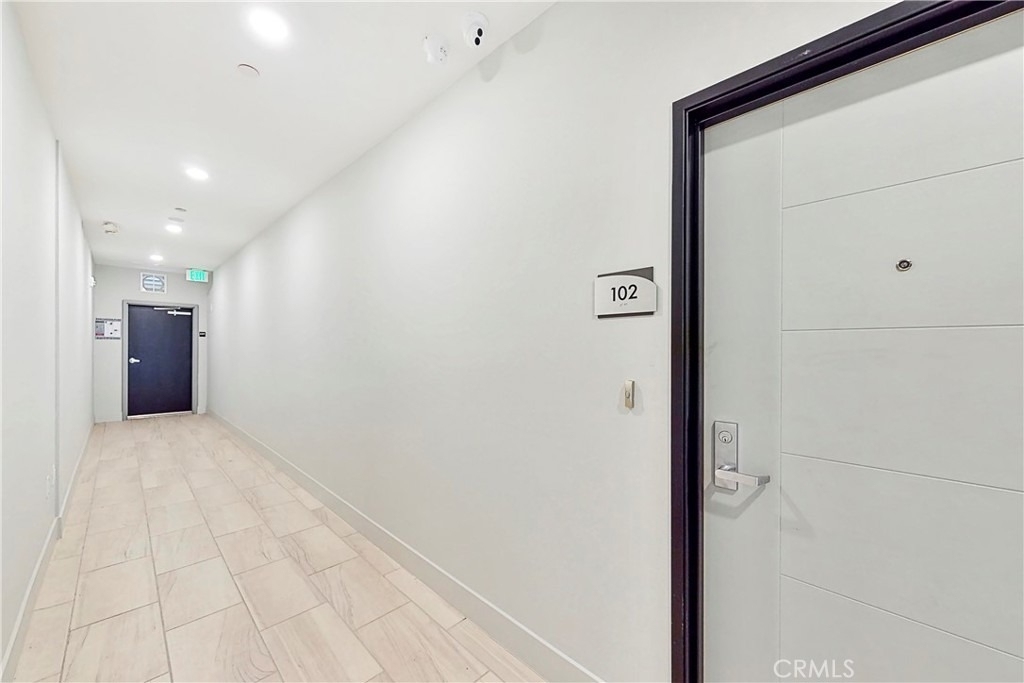 1482 S Sherbourne Drive - Photo 11