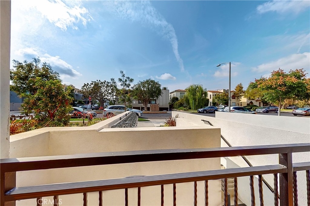 1482 S Sherbourne Drive - Photo 24