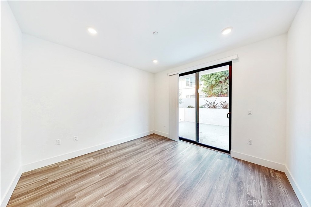 1482 S Sherbourne Drive - Photo 11