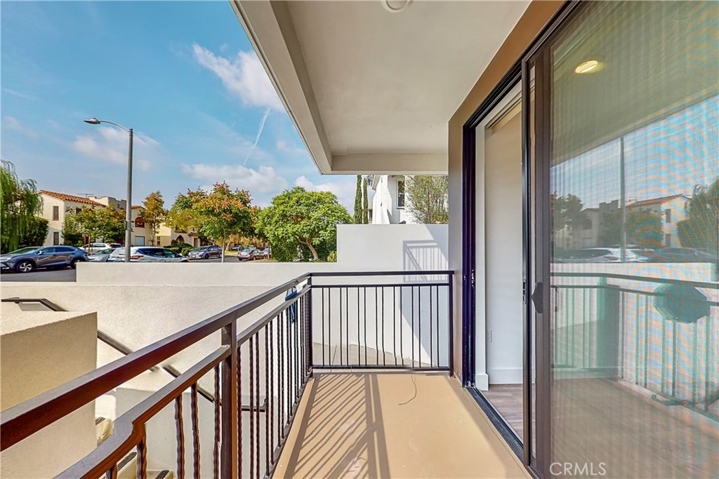 1482 S Sherbourne Drive - Photo 23