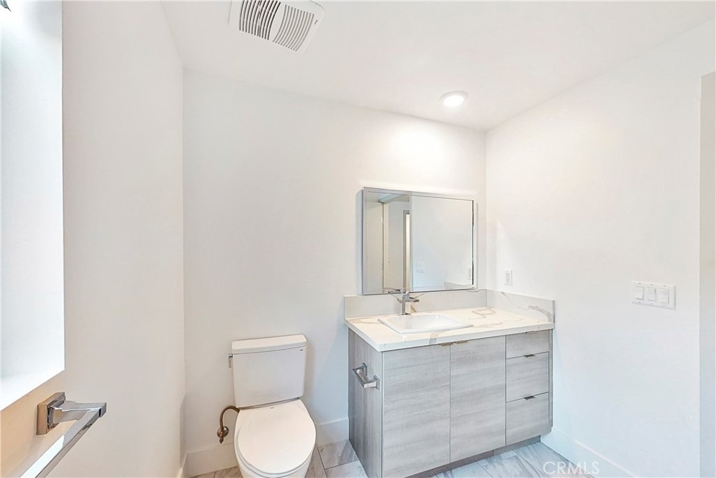 1482 S Sherbourne Drive - Photo 16