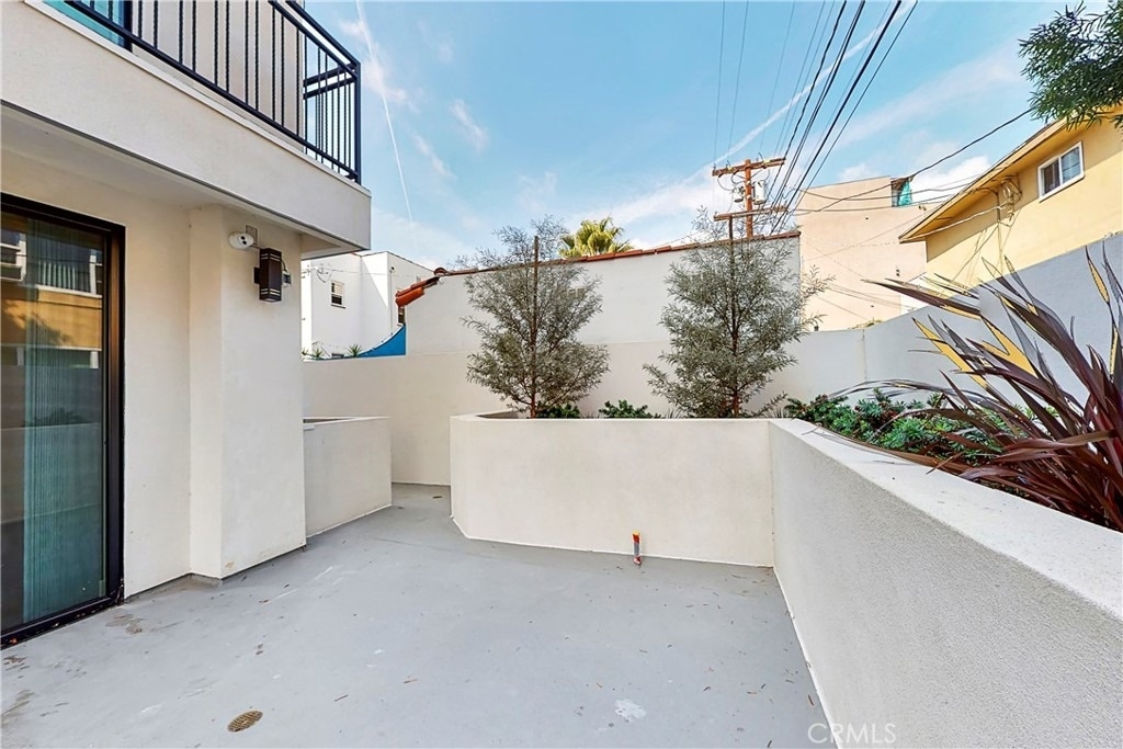 1482 S Sherbourne Drive - Photo 20