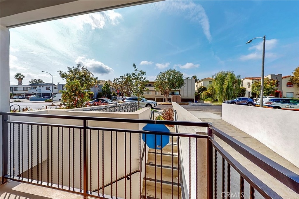 1482 S Sherbourne Drive - Photo 25