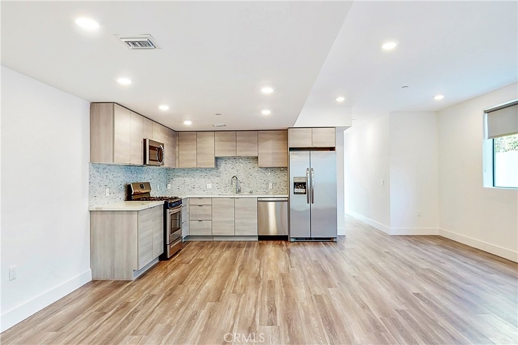 1482 S Sherbourne Drive - Photo 1