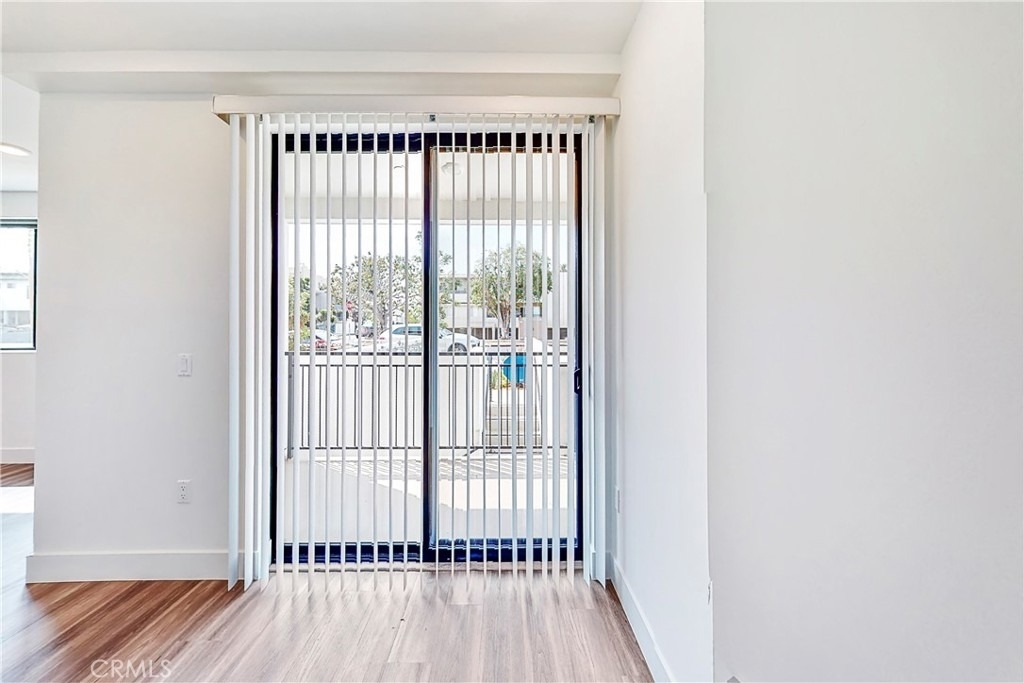 1482 S Sherbourne Drive - Photo 7