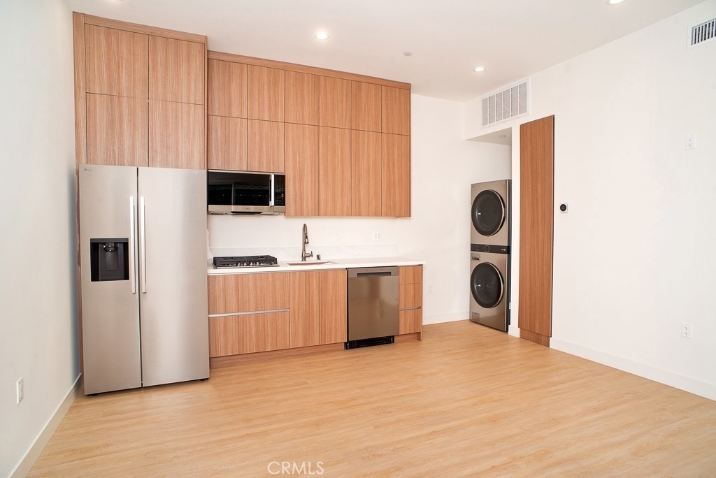 5614 Buffalo - Photo 0