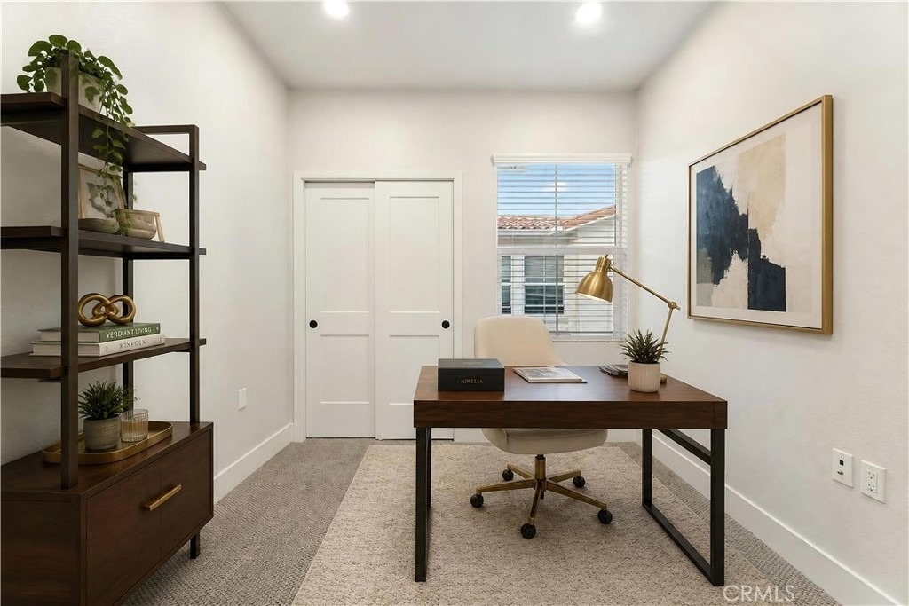 2043 Lincoln Avenue - Photo 10