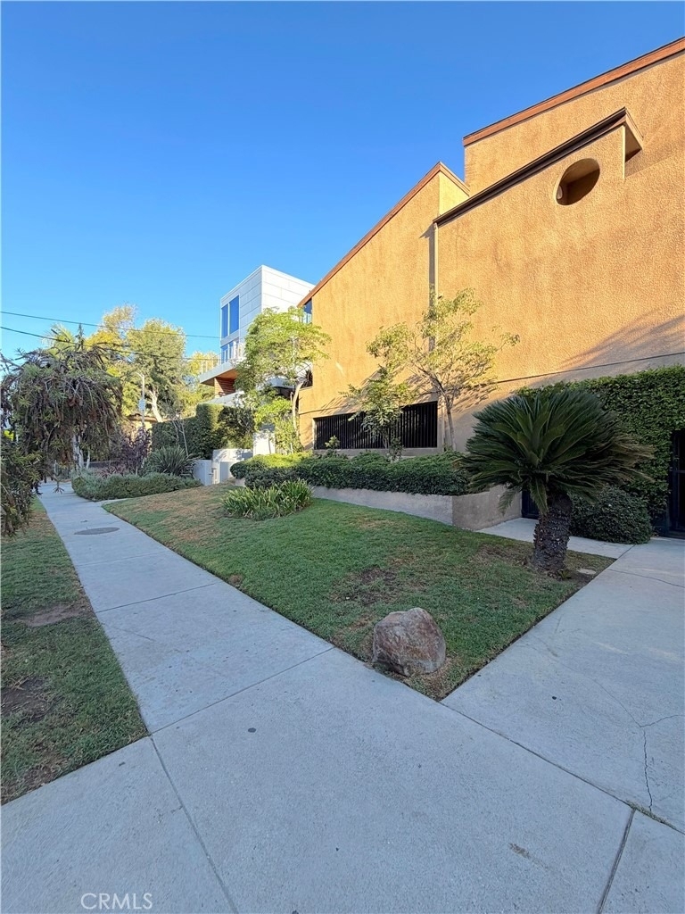 6665 Franklin Avenue - Photo 31