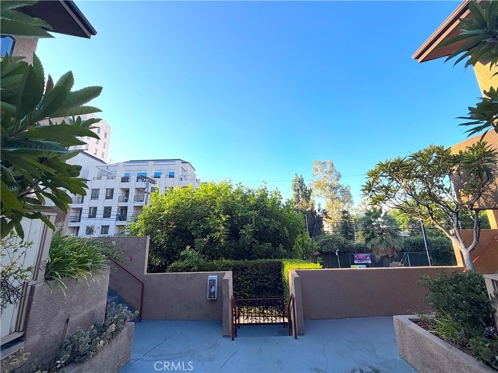 6665 Franklin Avenue - Photo 28