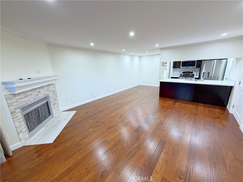 6665 Franklin Avenue - Photo 0