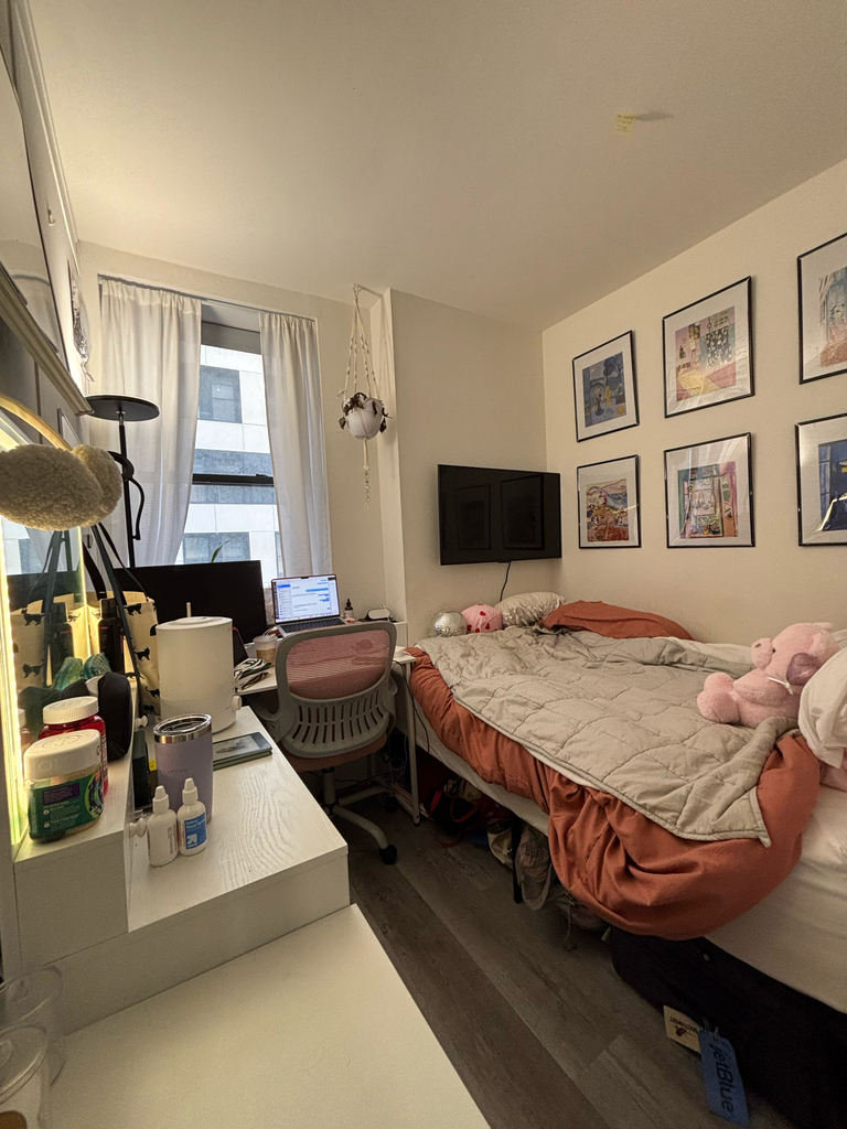 50 West 34th Street - Photo 0