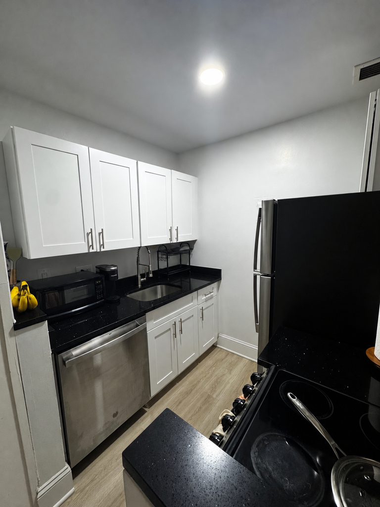 50 West 34th Street - Photo 2