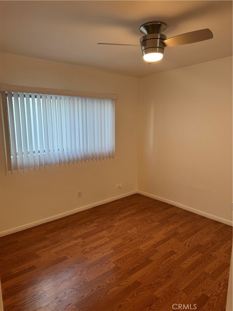 1164 Irving Avenue - Photo 15
