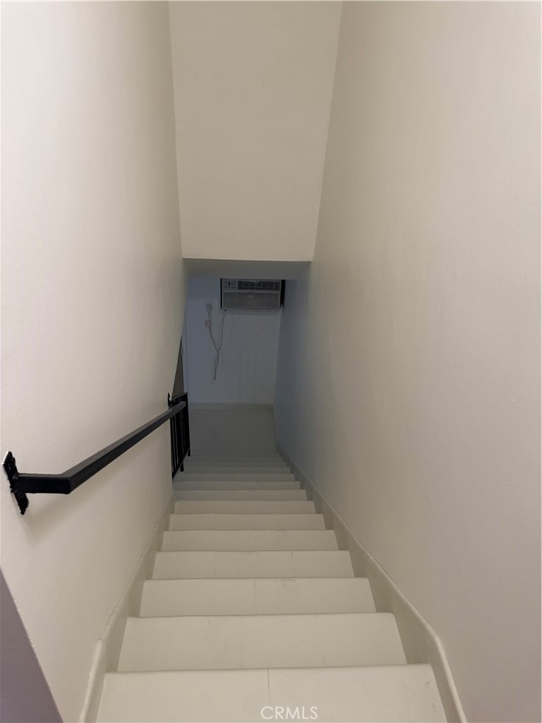 1164 Irving Avenue - Photo 20