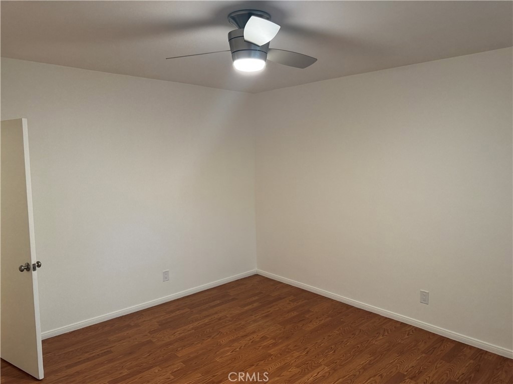 1164 Irving Avenue - Photo 13