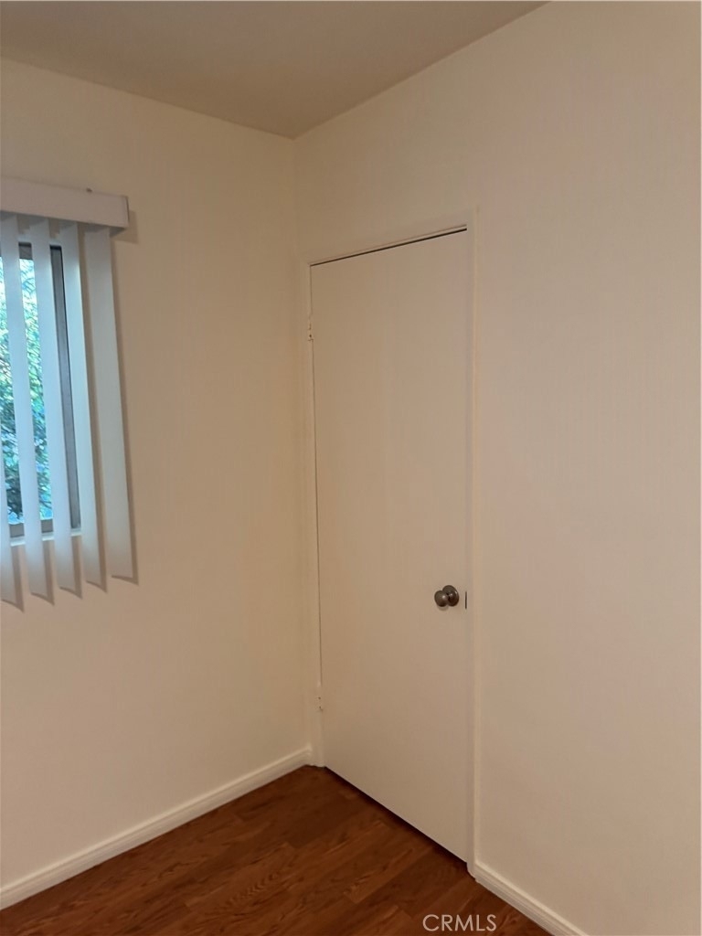 1164 Irving Avenue - Photo 14