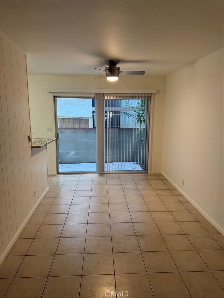 1164 Irving Avenue - Photo 3