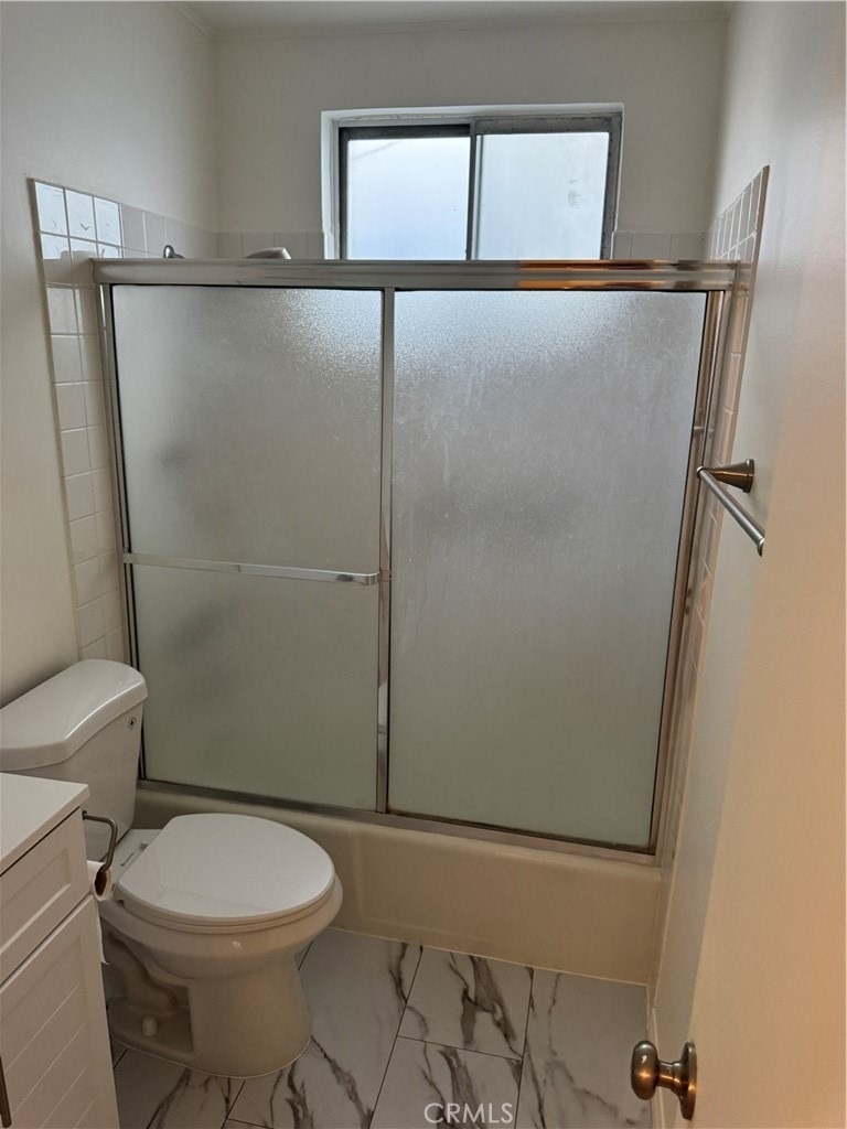 1164 Irving Avenue - Photo 17