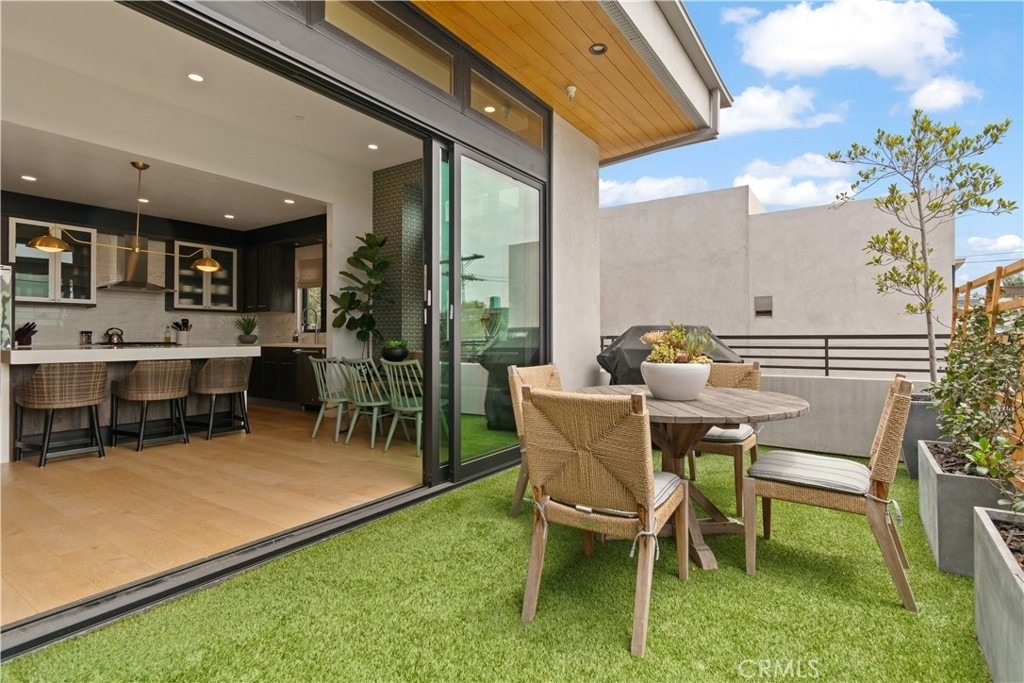 802 Bard Street - Photo 5