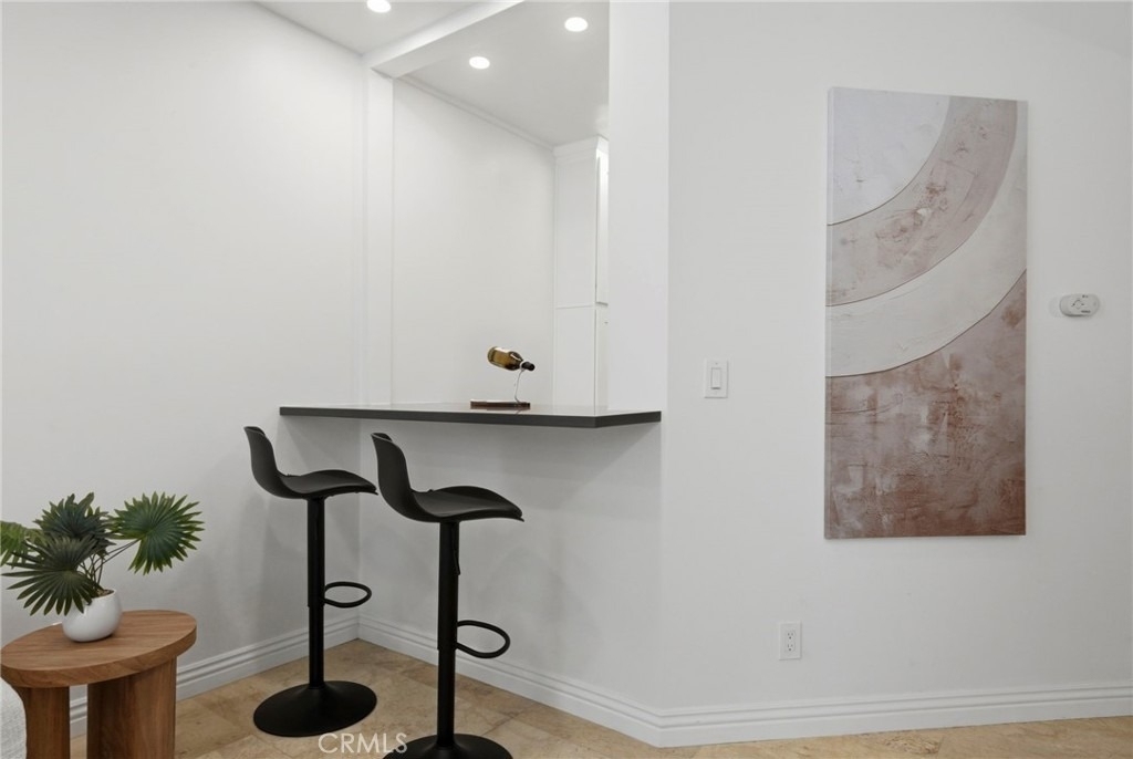 120 S Crescent - Photo 11