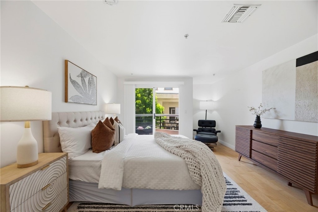 120 S Crescent - Photo 9