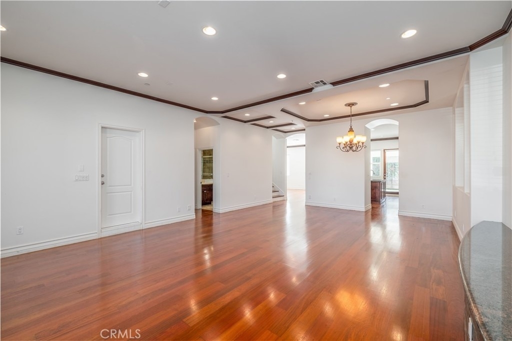2402 Ives Lane - Photo 2