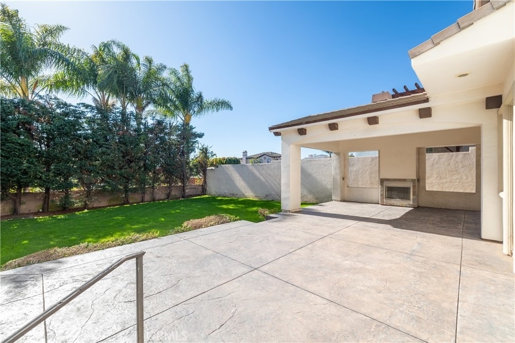 2402 Ives Lane - Photo 33