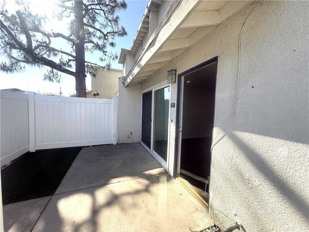 25205 Cypress Street - Photo 18