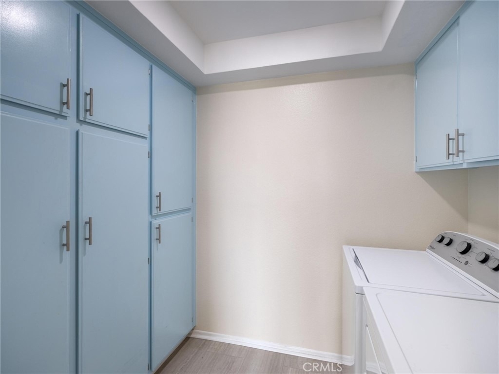 1229 W 223rd - Photo 15