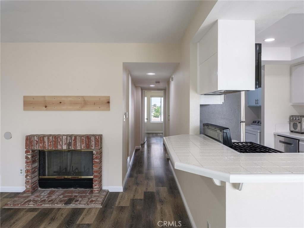 1229 W 223rd - Photo 16