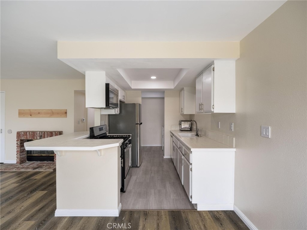 1229 W 223rd - Photo 10