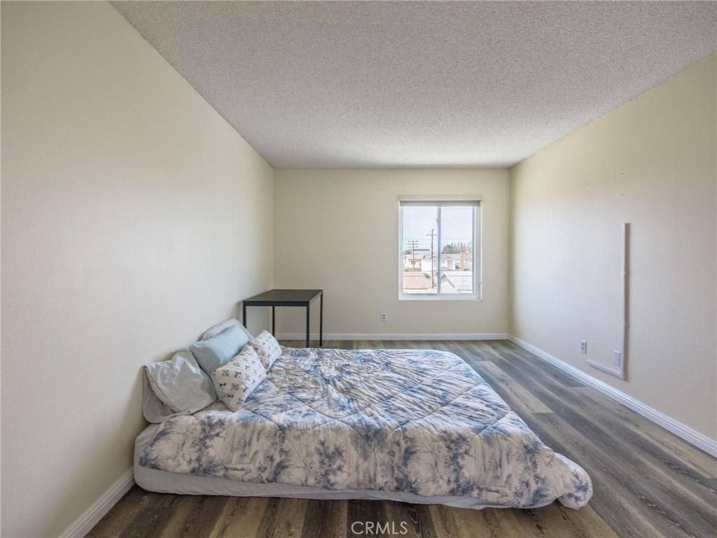1229 W 223rd - Photo 21