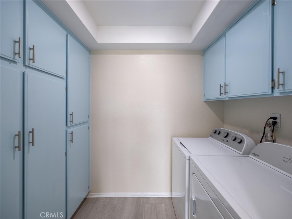 1229 W 223rd - Photo 14