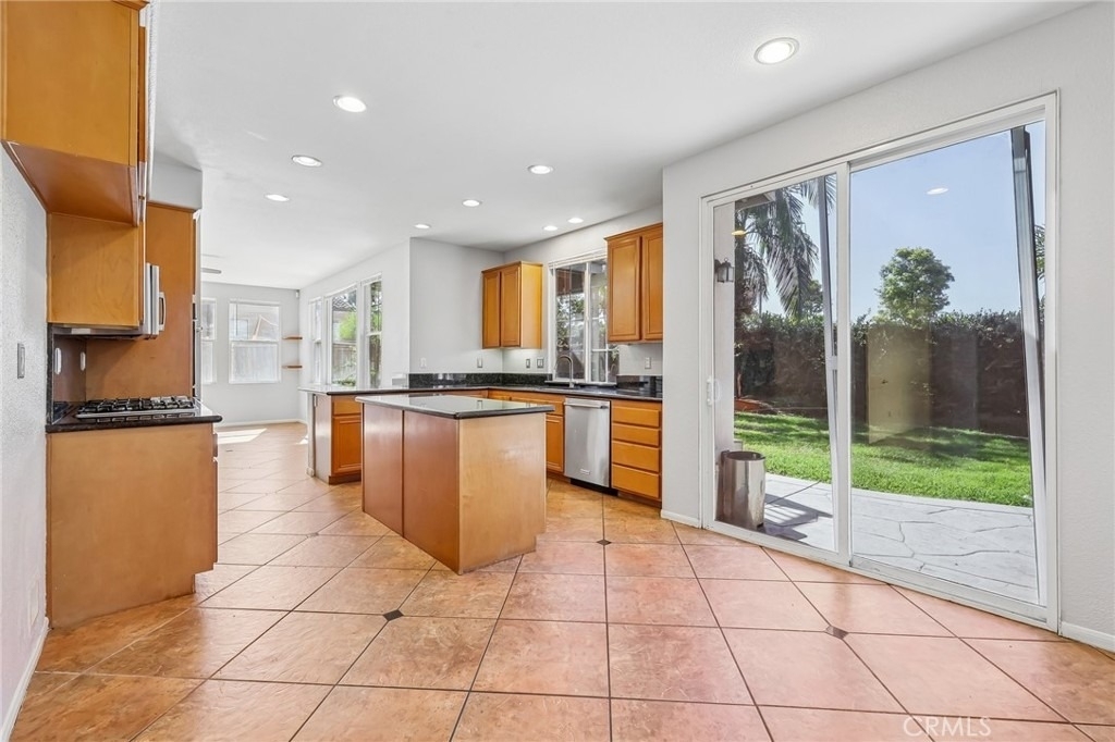2216 Corte Anacapa - Photo 15