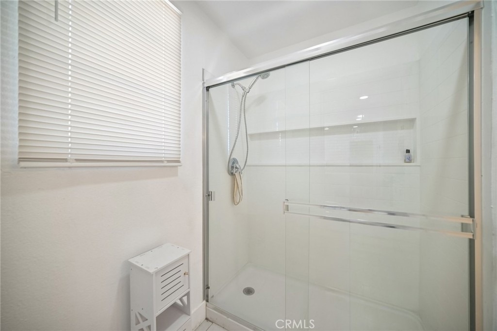 1112 E Avenue J4 - Photo 16