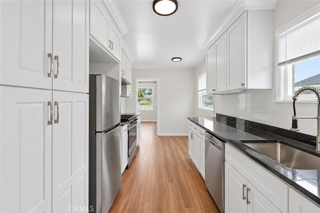 15660 Lambert Road - Photo 13