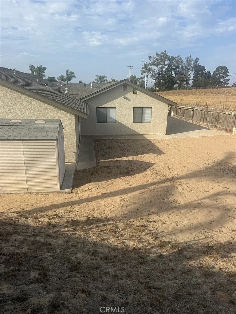 696 Tilia Street - Photo 11