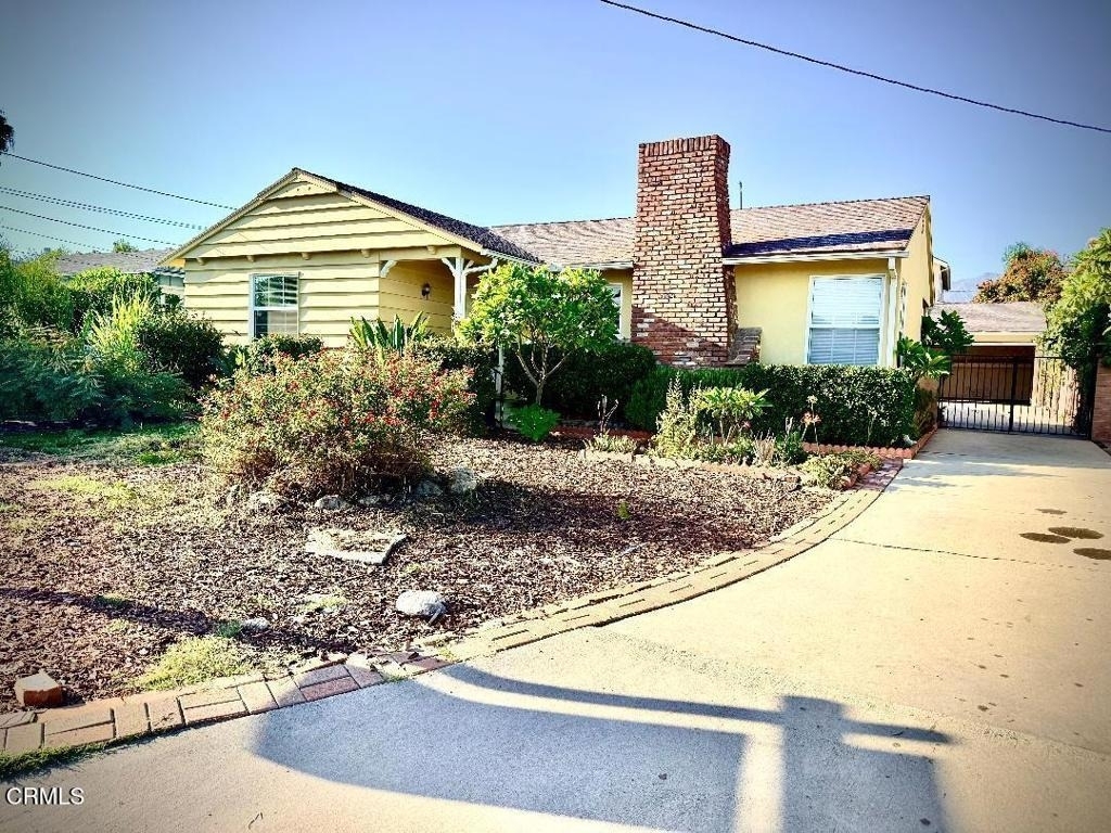9721 Emperor Avenue - Photo 1