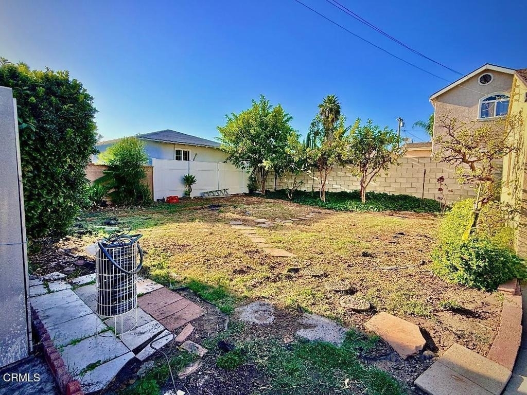 9721 Emperor Avenue - Photo 30
