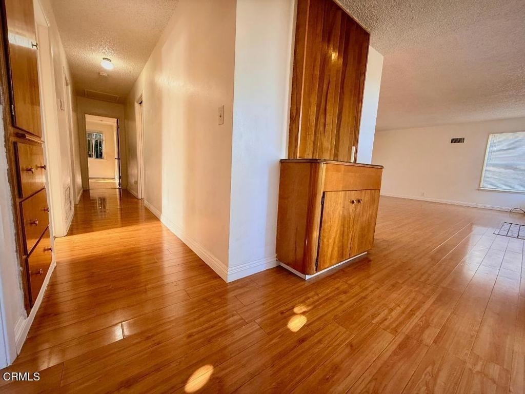 9721 Emperor Avenue - Photo 11