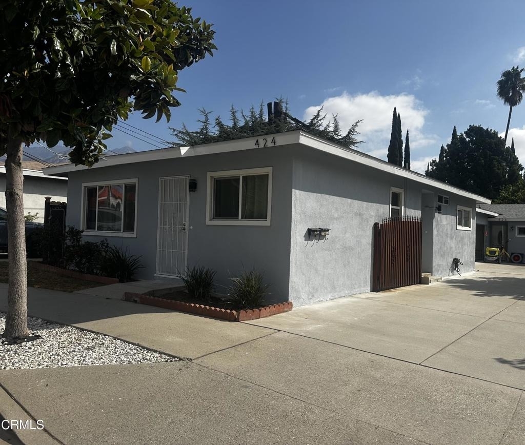 424 N Craig Avenue - Photo 1