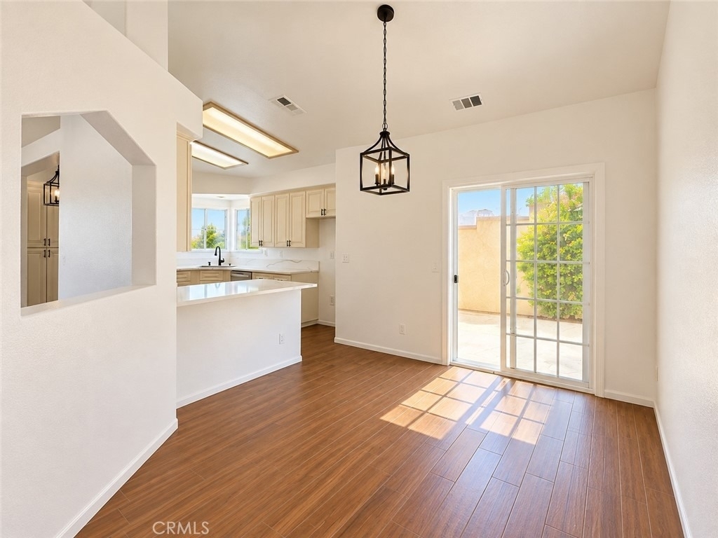 503 E 1st Street - Photo 13
