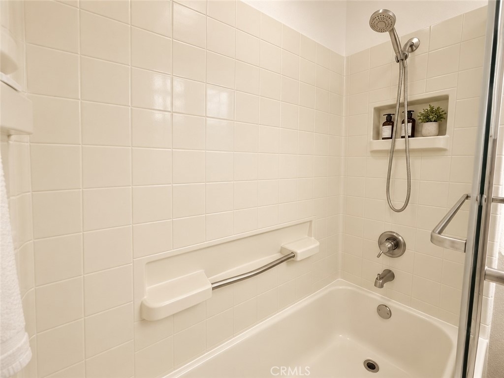 503 E 1st Street - Photo 21
